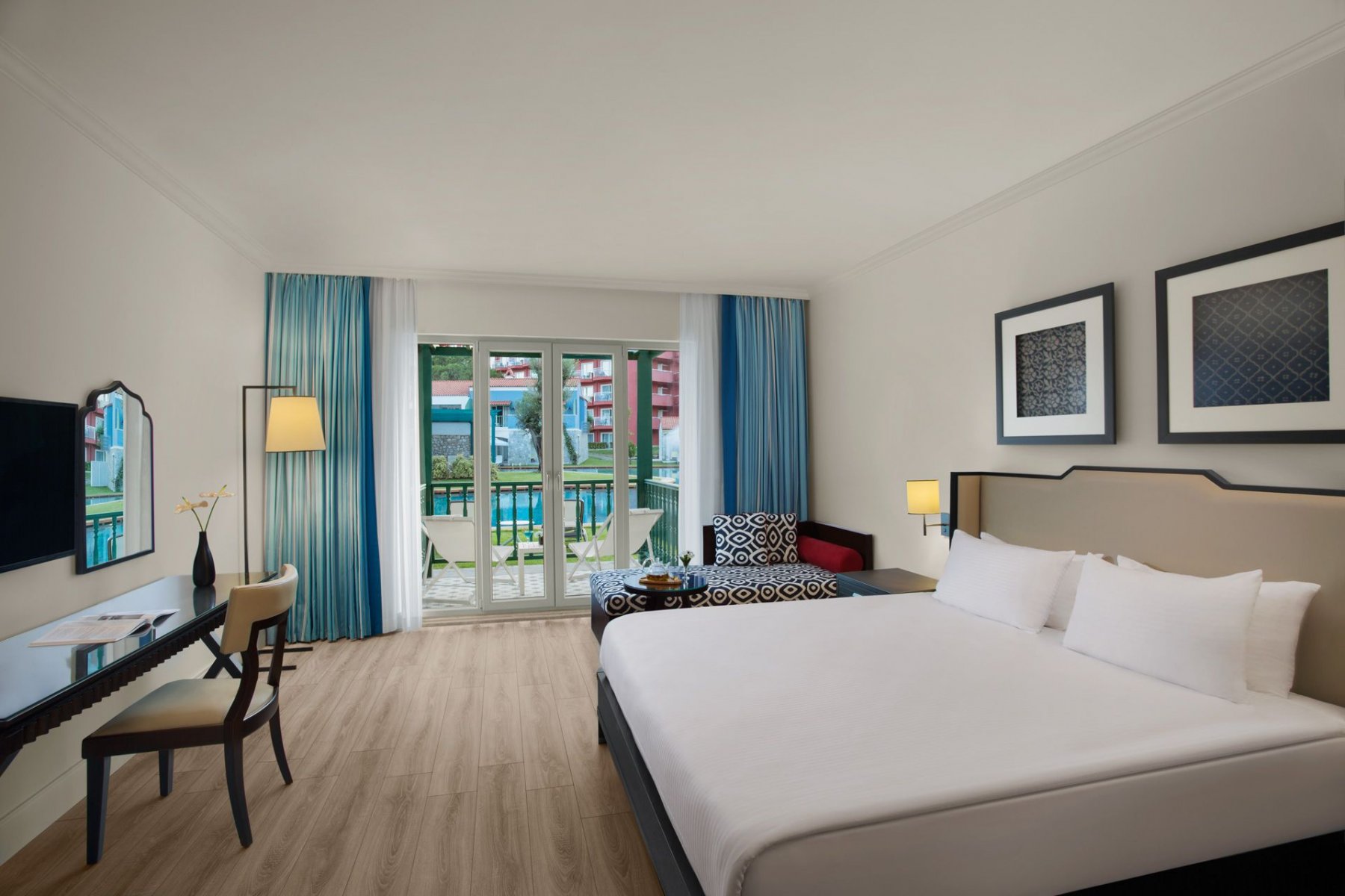 IC SANTAI Hotel Lake Villas